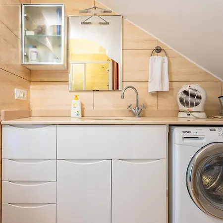 Yellow Near The Train Station With Balcony *